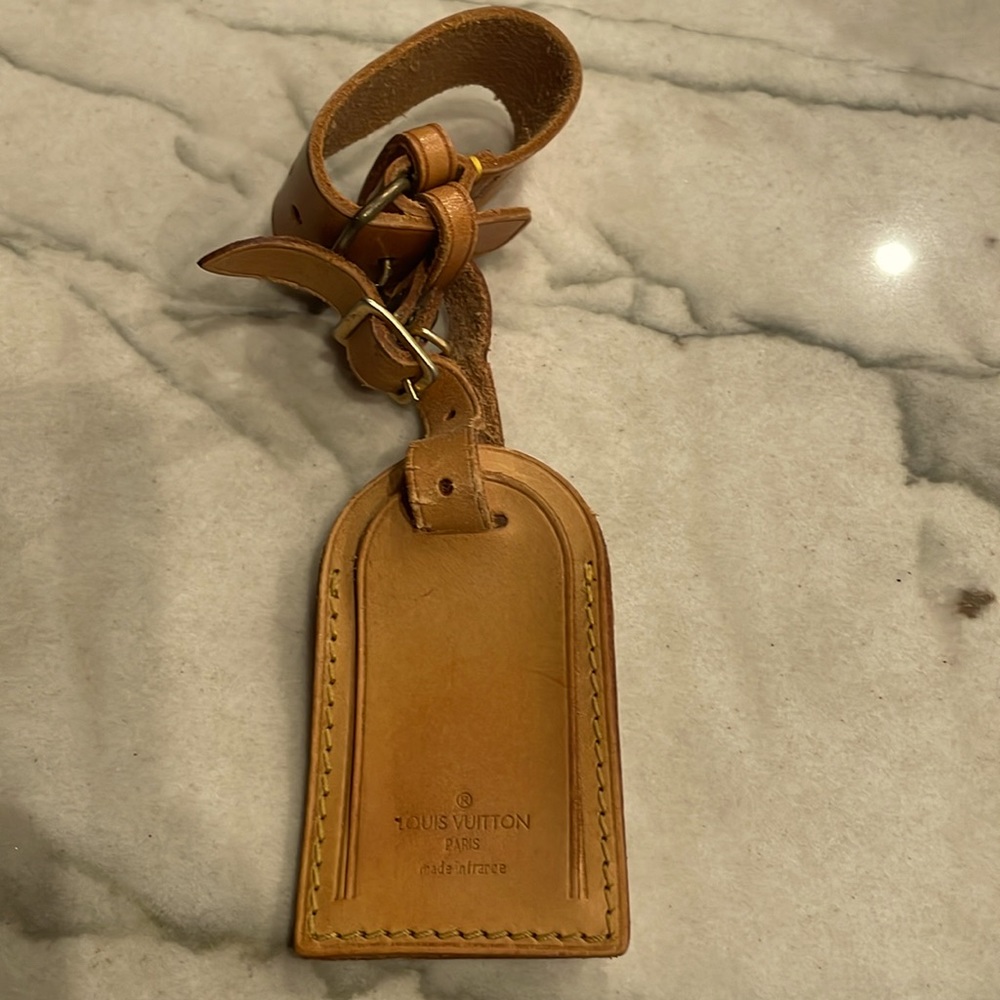 LV Luggage tag